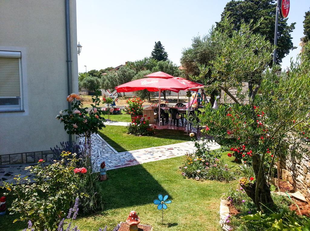 Guest House Croatia Fažana Exteriör bild