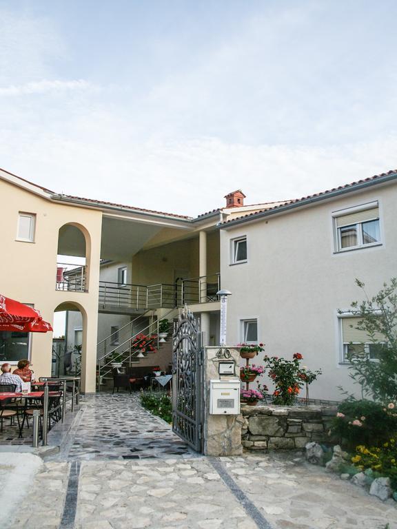 Guest House Croatia Fažana Exteriör bild