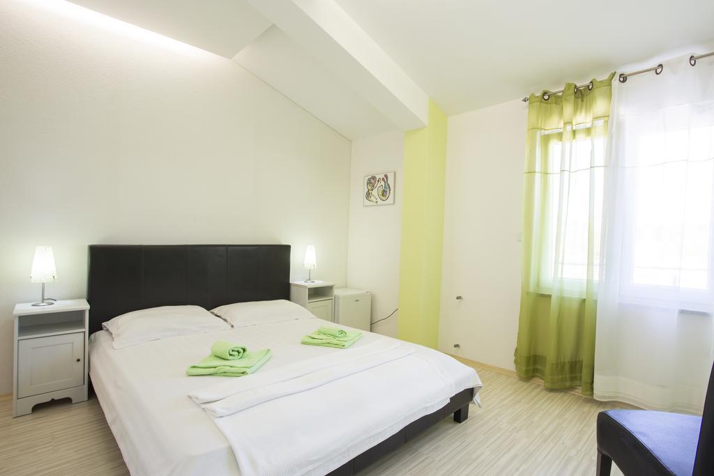 Guest House Croatia Fažana Exteriör bild